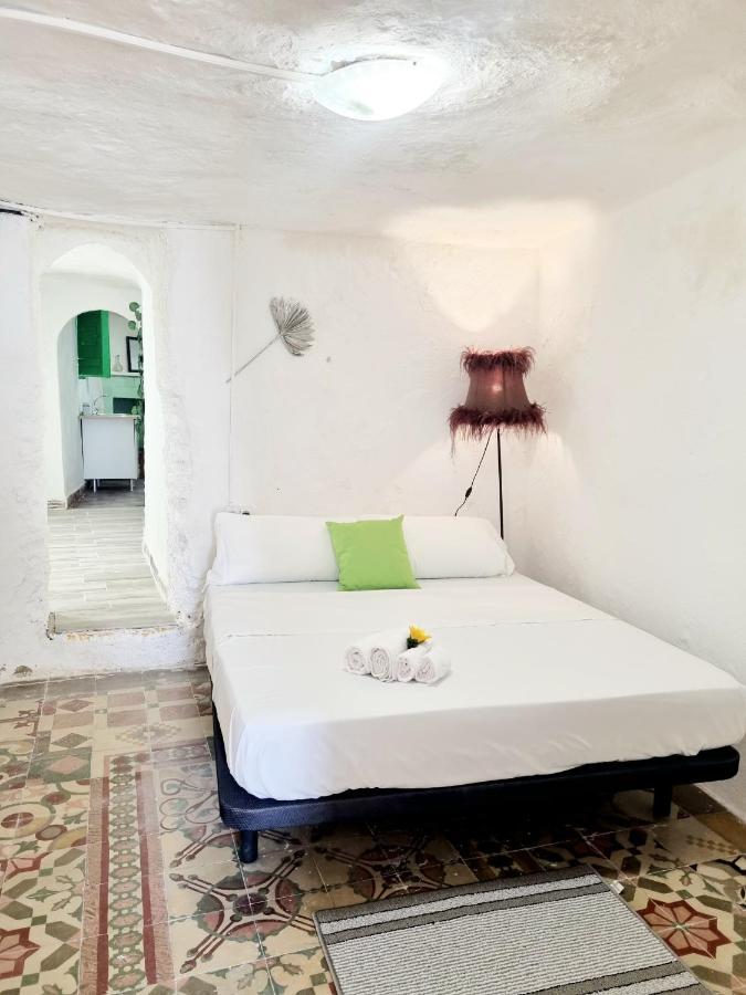 Apartamentos La Cueva Paterna Esterno foto